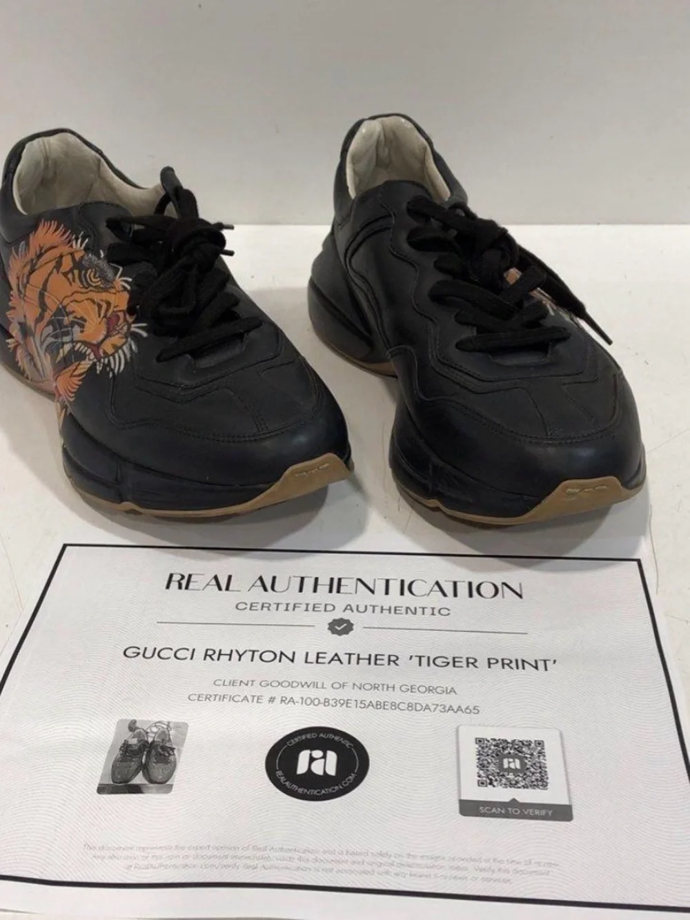 Gucci Rython Black Leather Sneakers with Tiger Motif Size 11